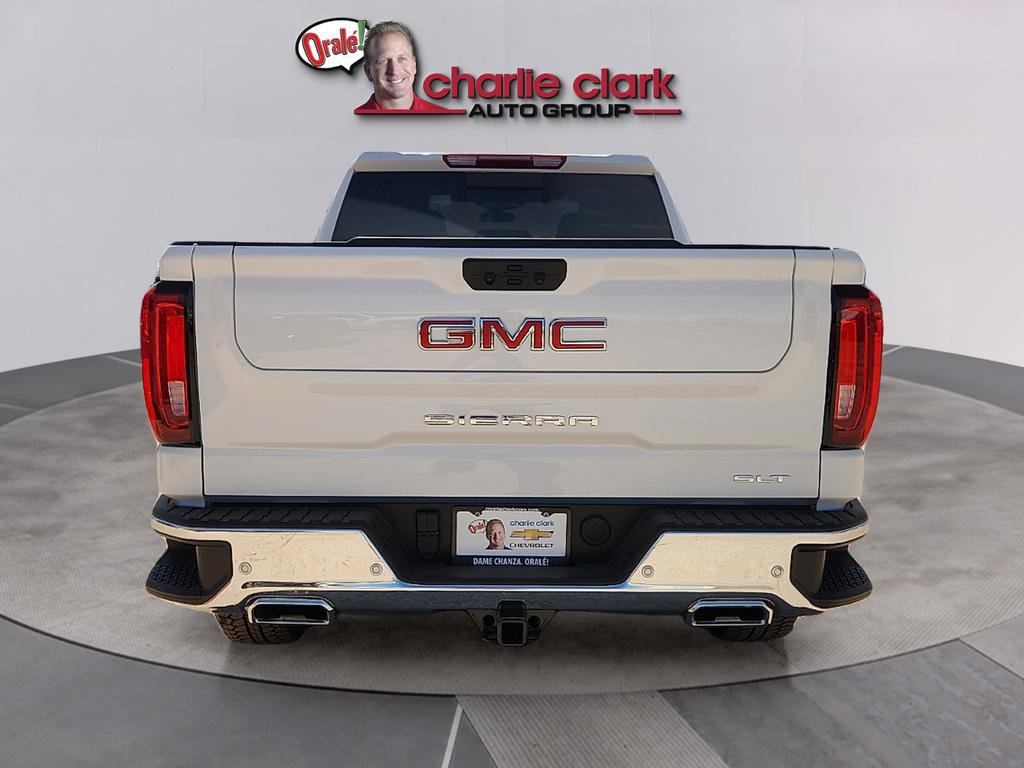 New 2026 GMC Sierra 1500 SLT image 4
