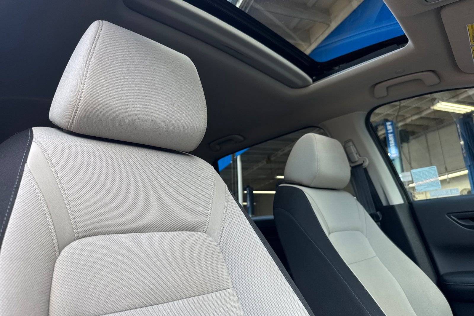 Certified 2023 Honda CR-V EX image 17