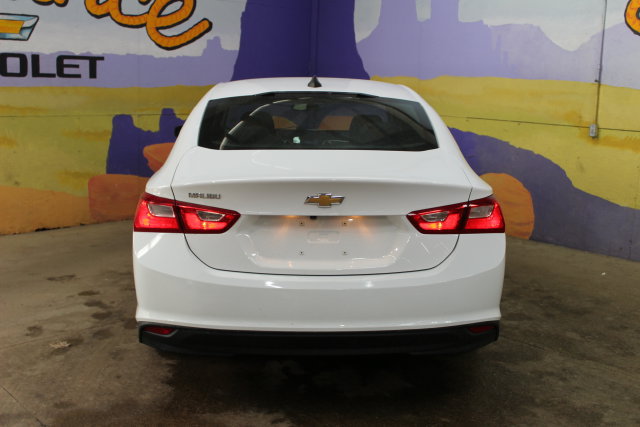 Used 2019 Chevrolet Malibu LS FWD image 3