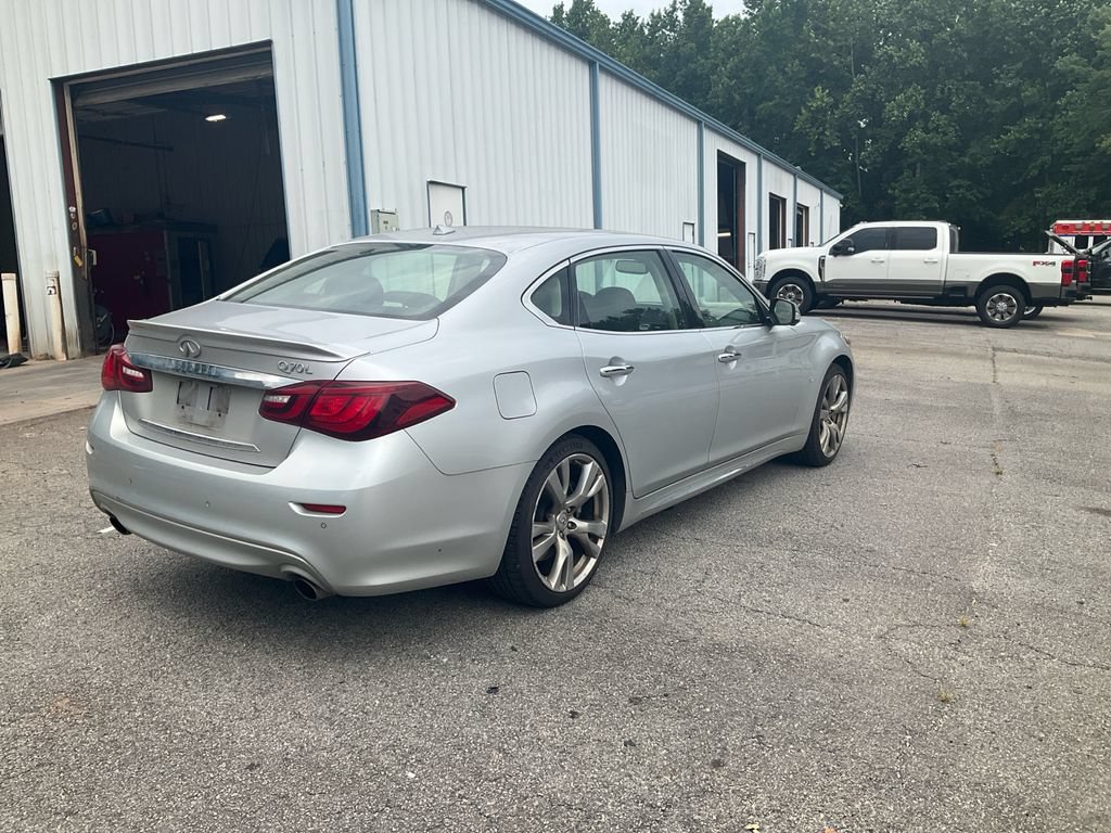 Used 2016 INFINITI Q70 L 3.7 w/ Deluxe Touring Package RWD image 5