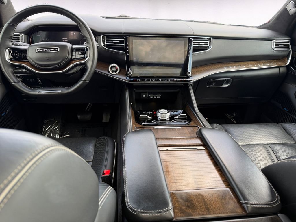Used 2023 Jeep Grand Wagoneer L Series II AWD/4WD image 10