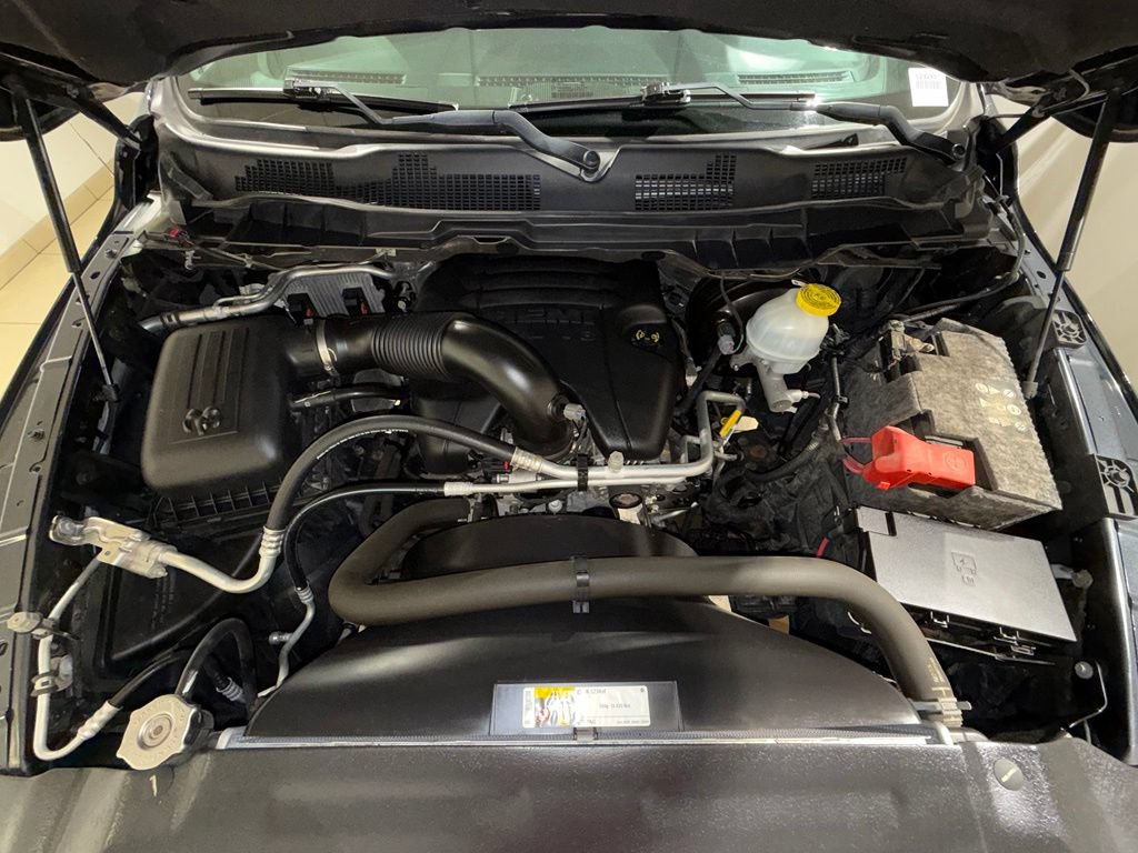 Used 2018 RAM 1500 Laramie w/ Convenience Group AWD/4WD image 10