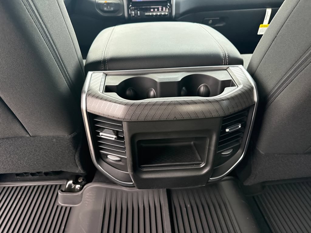 New 2026 RAM 2500 Big Horn AWD/4WD image 10