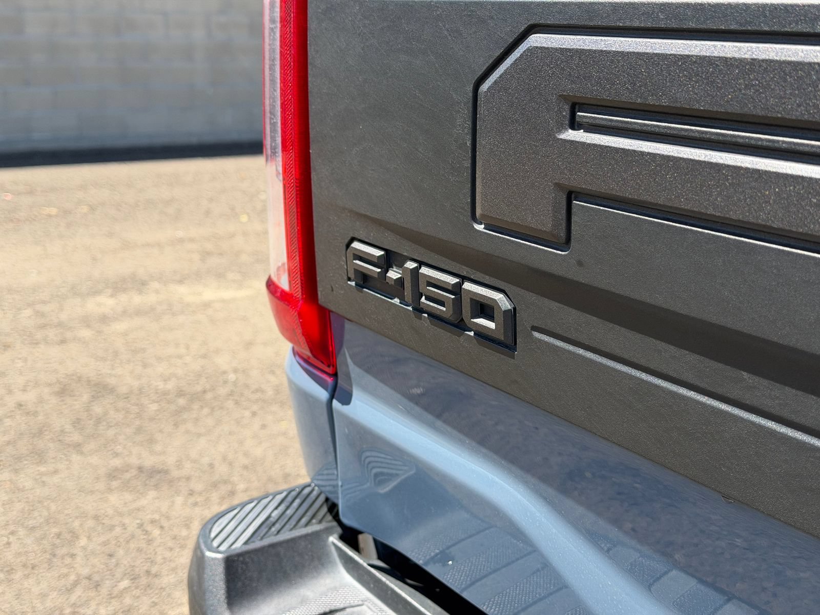 Used 2023 Ford F150 Raptor AWD/4WD image 5