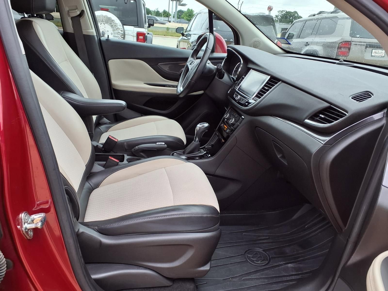 Used 2019 Buick Encore Sport Touring w/ Safety Package FWD image 20
