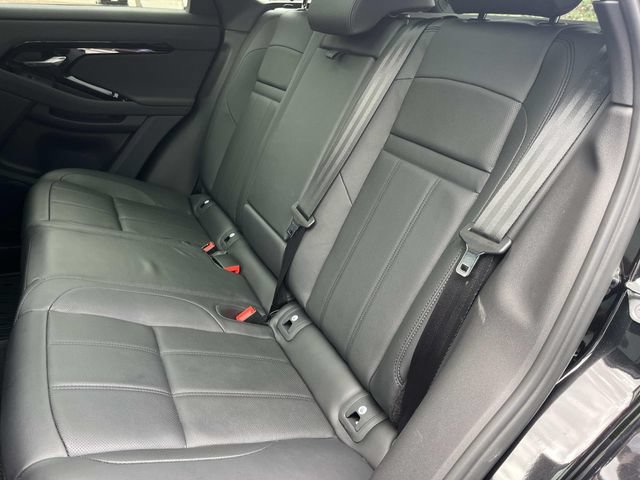 Used 2025 Land Rover Range Rover Evoque Dynamic SE AWD/4WD image 21
