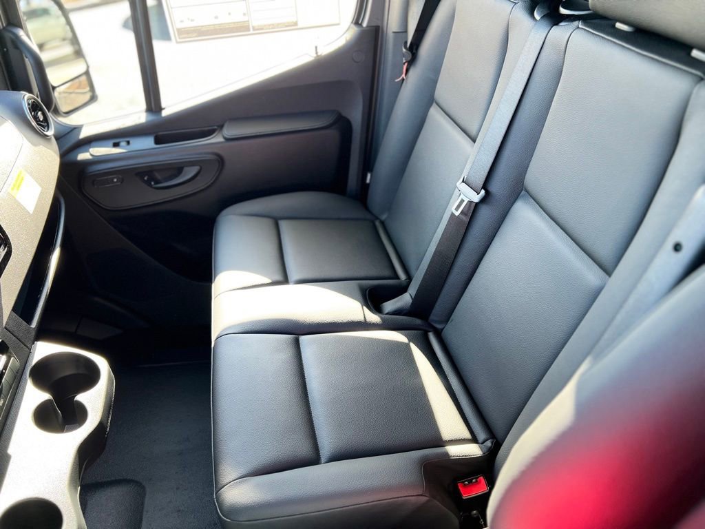New 2025 Mercedes-Benz Sprinter 2500 image 39