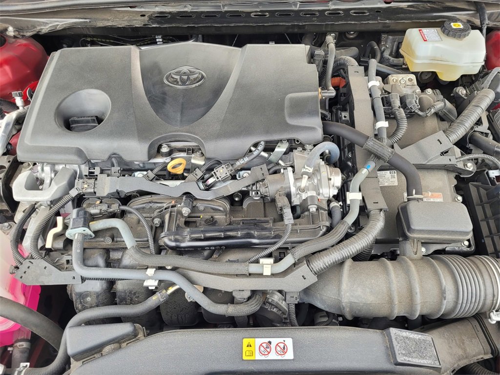 Used 2021 Toyota Camry LE image 24