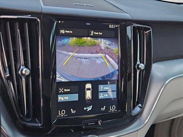 Used 2019 Volvo XC60 T5 Momentum w/ Multimedia Package FWD image 13