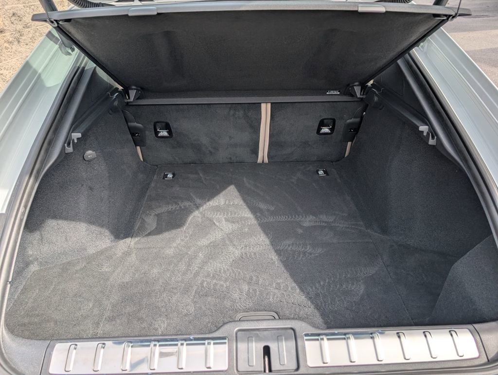 Certified 2025 Porsche Panamera image 33