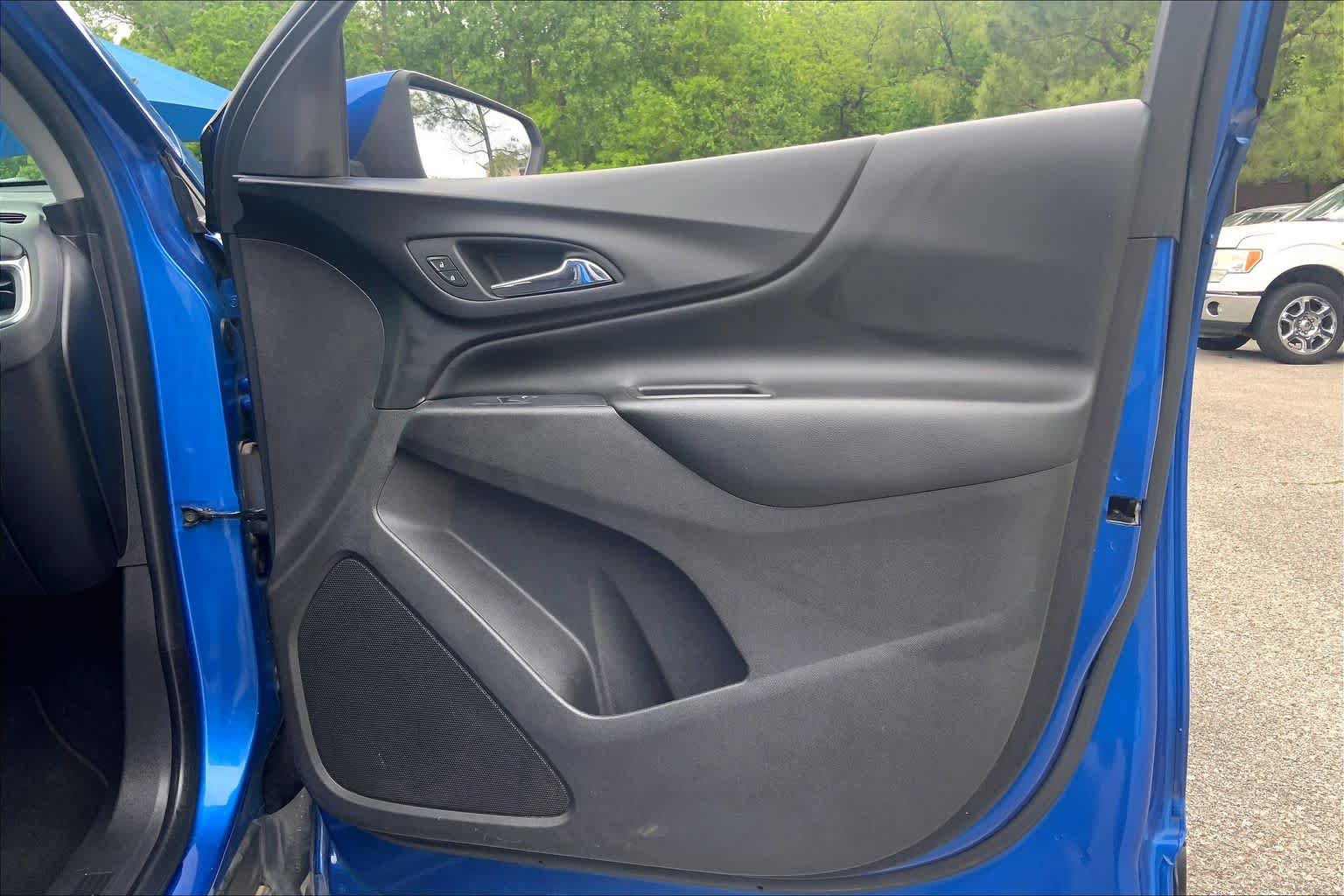 Used 2019 Chevrolet Equinox LT FWD image 23