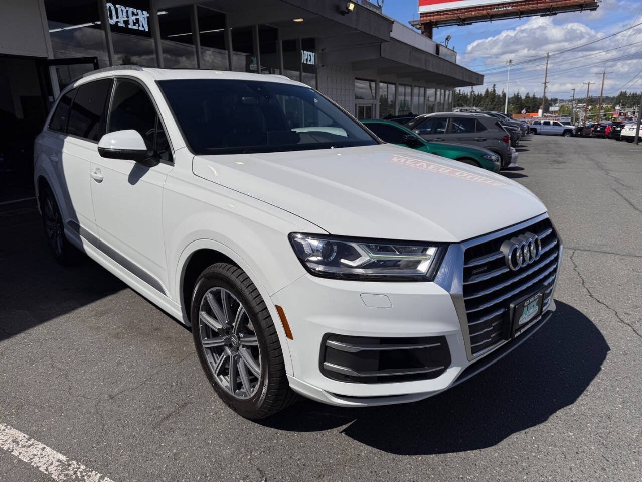 Used 2017 Audi Q7 3.0T Premium Plus AWD/4WD image 10