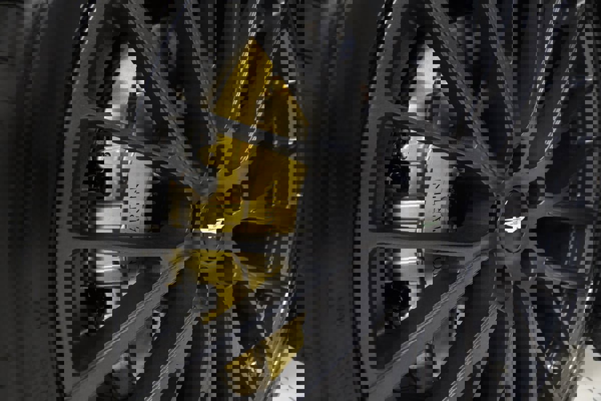 Used 2023 Aston Martin DBX 707 image 21