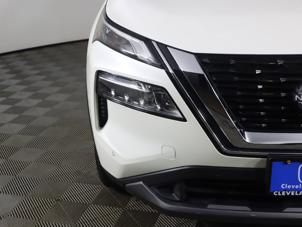 Used 2023 Nissan Rogue SL w/ SL Premium Package image 14