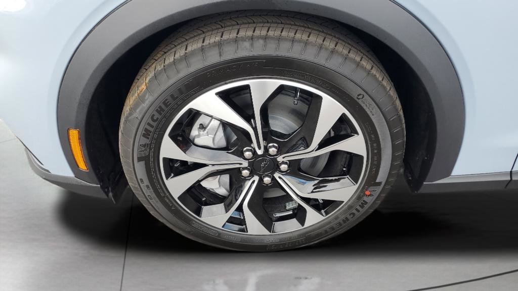 New 2025 Ford Mustang Mach-E Select image 12