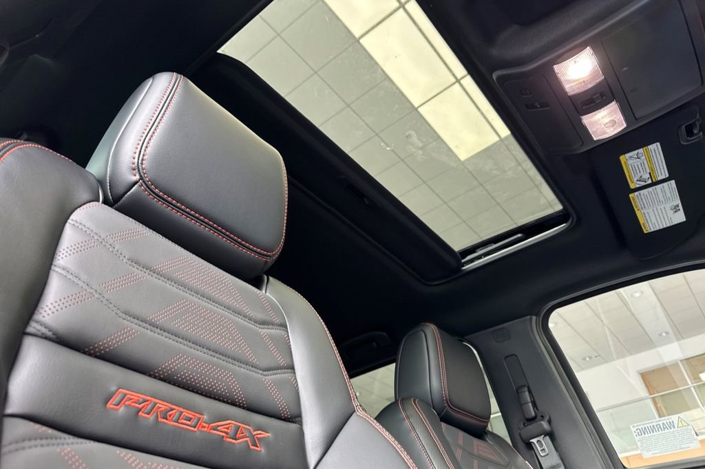 New 2026 Nissan Frontier PRO-4X w/ Pro Premium Package image 12