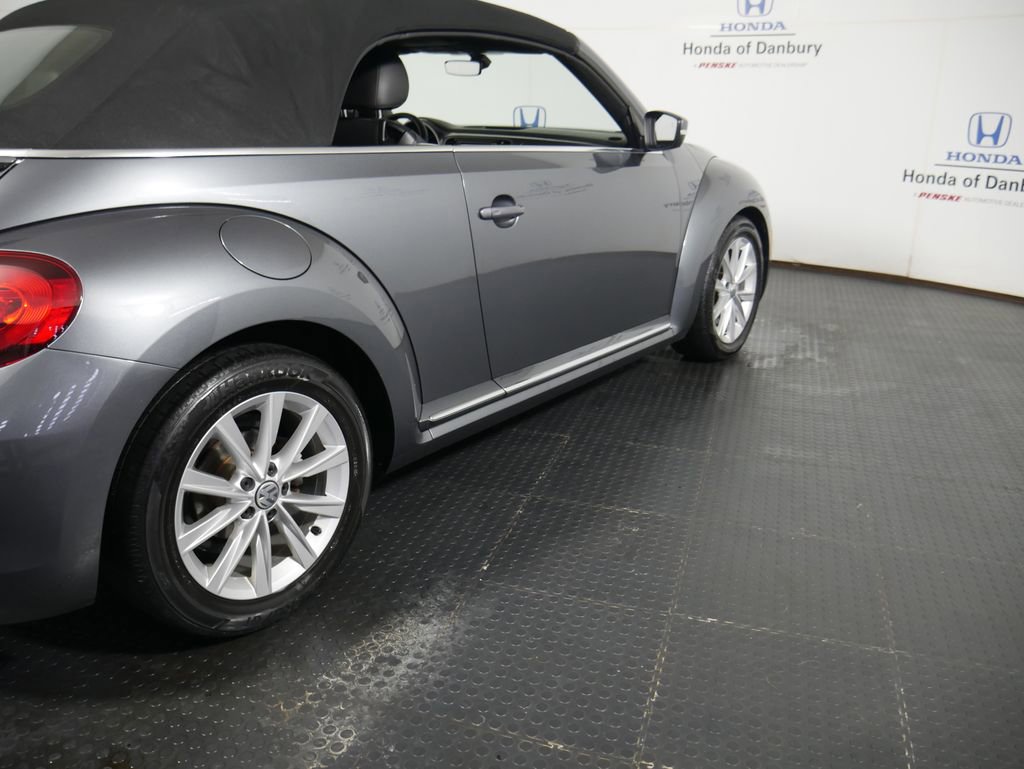 Used 2019 Volkswagen Beetle 2.0T SE image 4