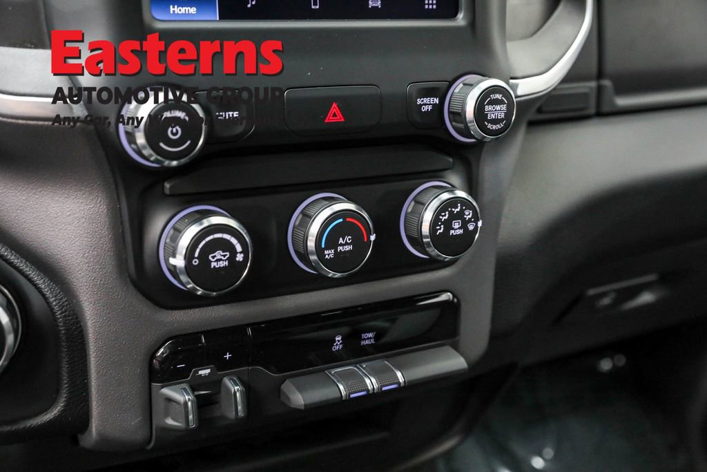 Used 2024 RAM 2500 Big Horn w/ Bed Utility Group image 20