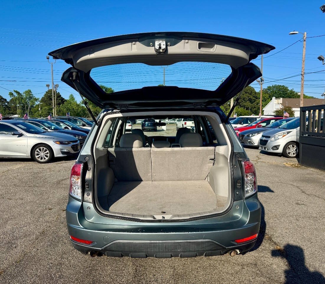 Used 2010 Subaru Forester 2.5X AWD/4WD image 8