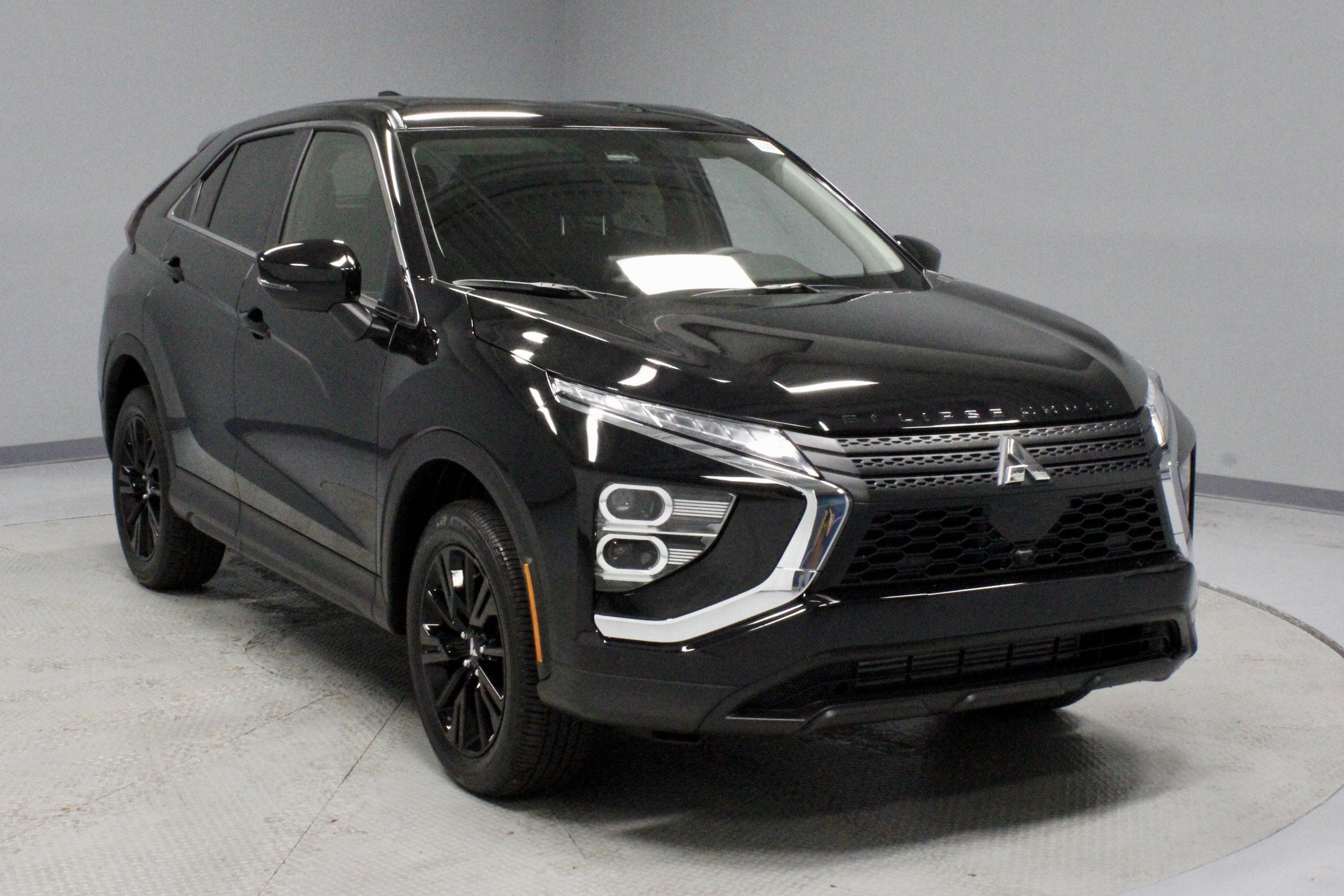 New 2026 Mitsubishi Eclipse Cross LE