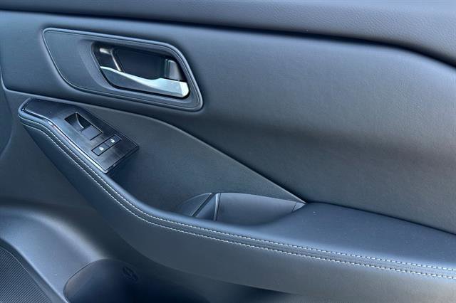 New 2026 Nissan Rogue SV image 19