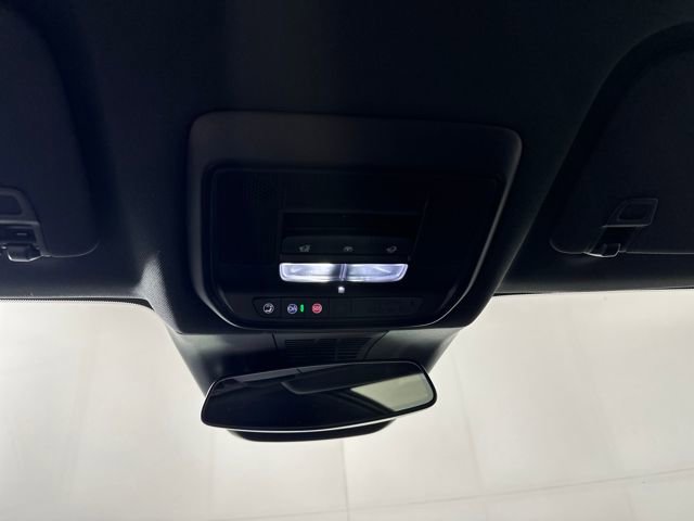 Used 2024 Chevrolet Blazer EV LT image 24