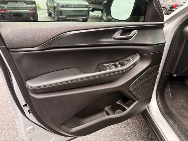 Used 2024 Jeep Grand Cherokee Altitude AWD/4WD image 32