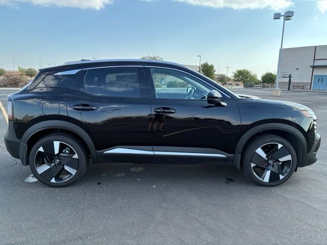 Certified 2025 Nissan Kicks SR w/ SR Premium Package AWD/4WD image 7