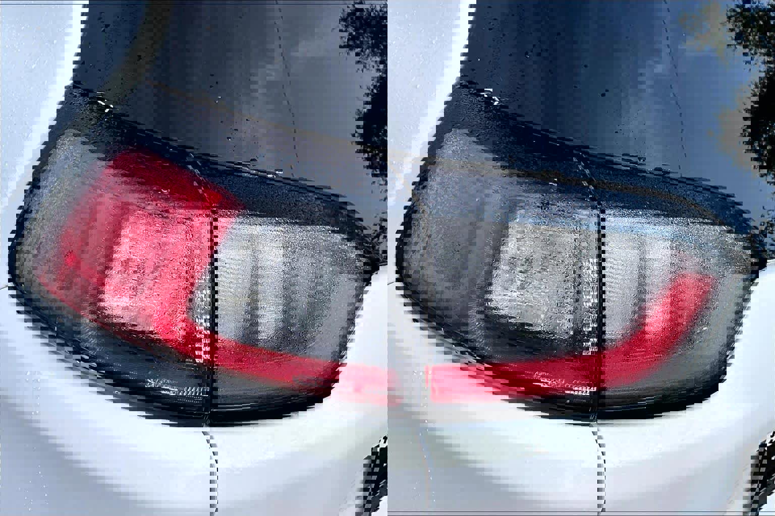 Used 2020 Jeep Cherokee Latitude FWD image 28