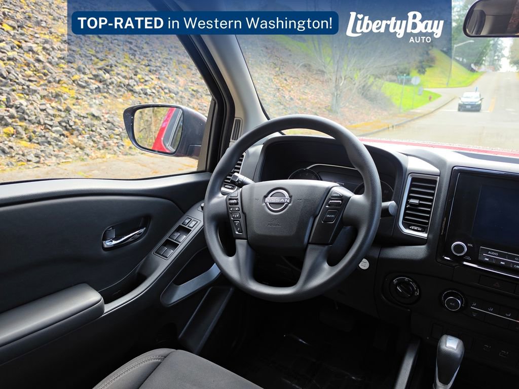 Used 2022 Nissan Frontier SV AWD/4WD image 11