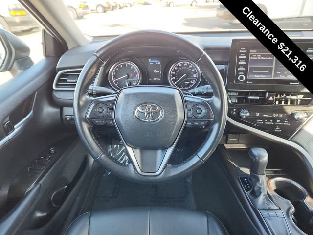 Used 2023 Toyota Camry SE image 19
