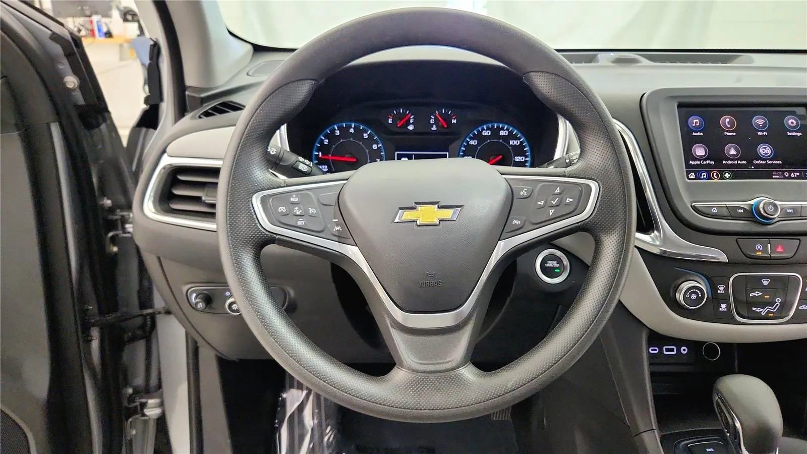 Used 2023 Chevrolet Equinox LS w/ Driver Confidence II Package AWD/4WD image 32