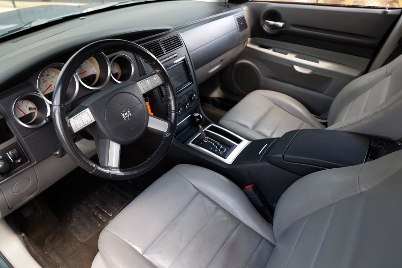 Used 2006 Dodge Magnum R/T w/ Convenience Group II RWD image 6