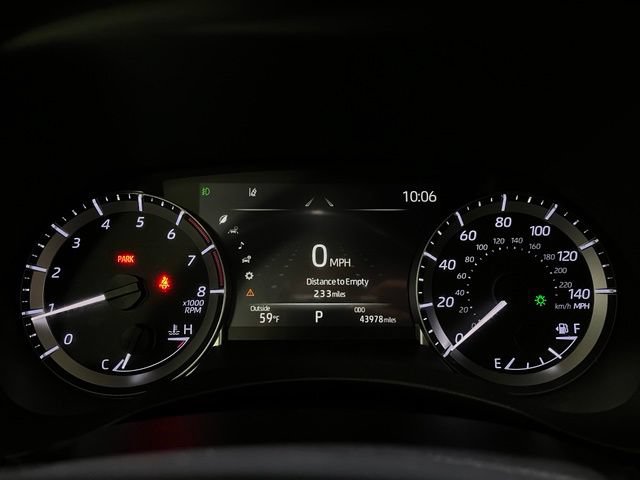 Used 2023 Toyota Highlander XSE AWD/4WD image 19