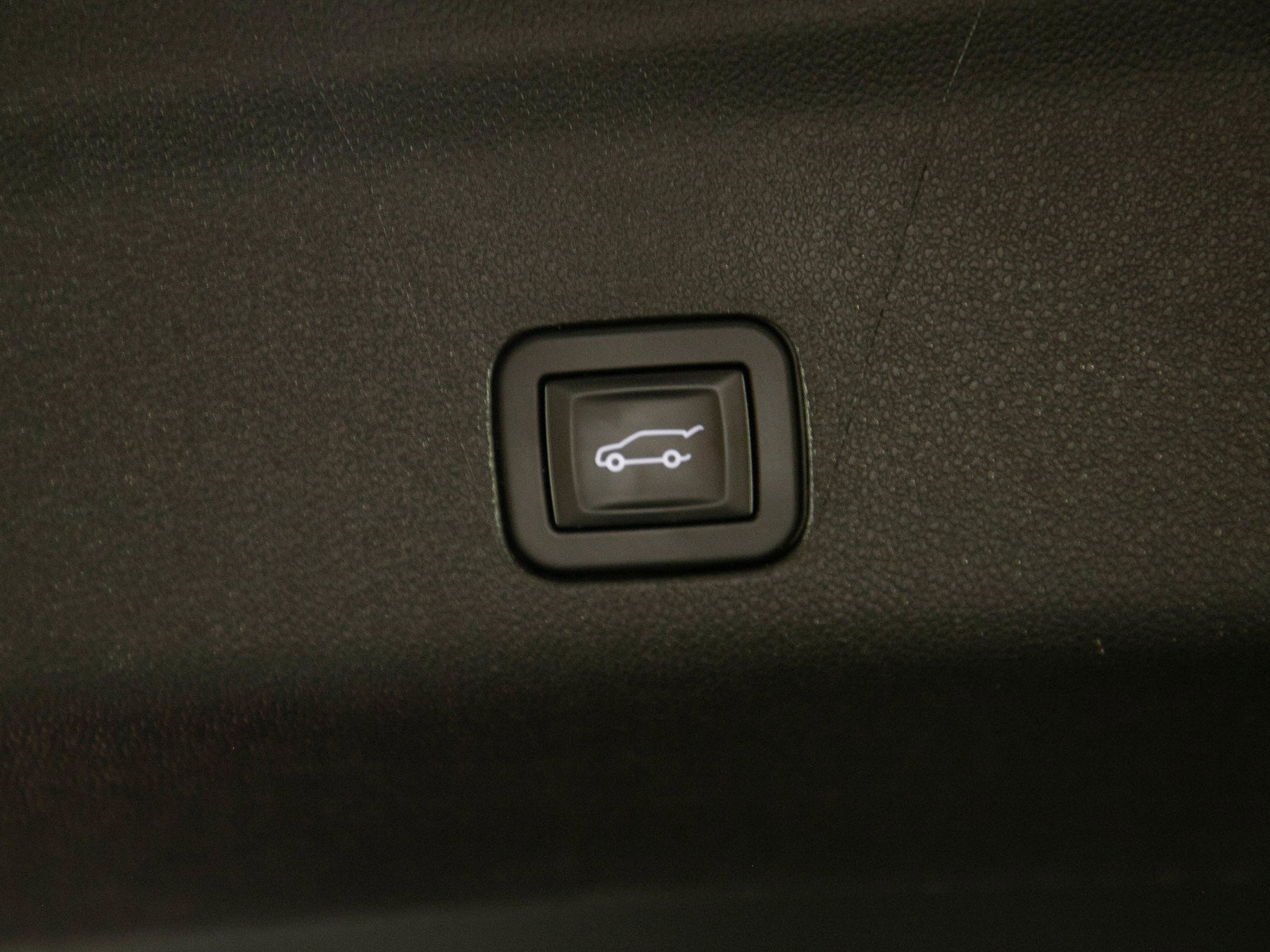 Used 2025 GMC Yukon XL Elevation AWD/4WD image 18
