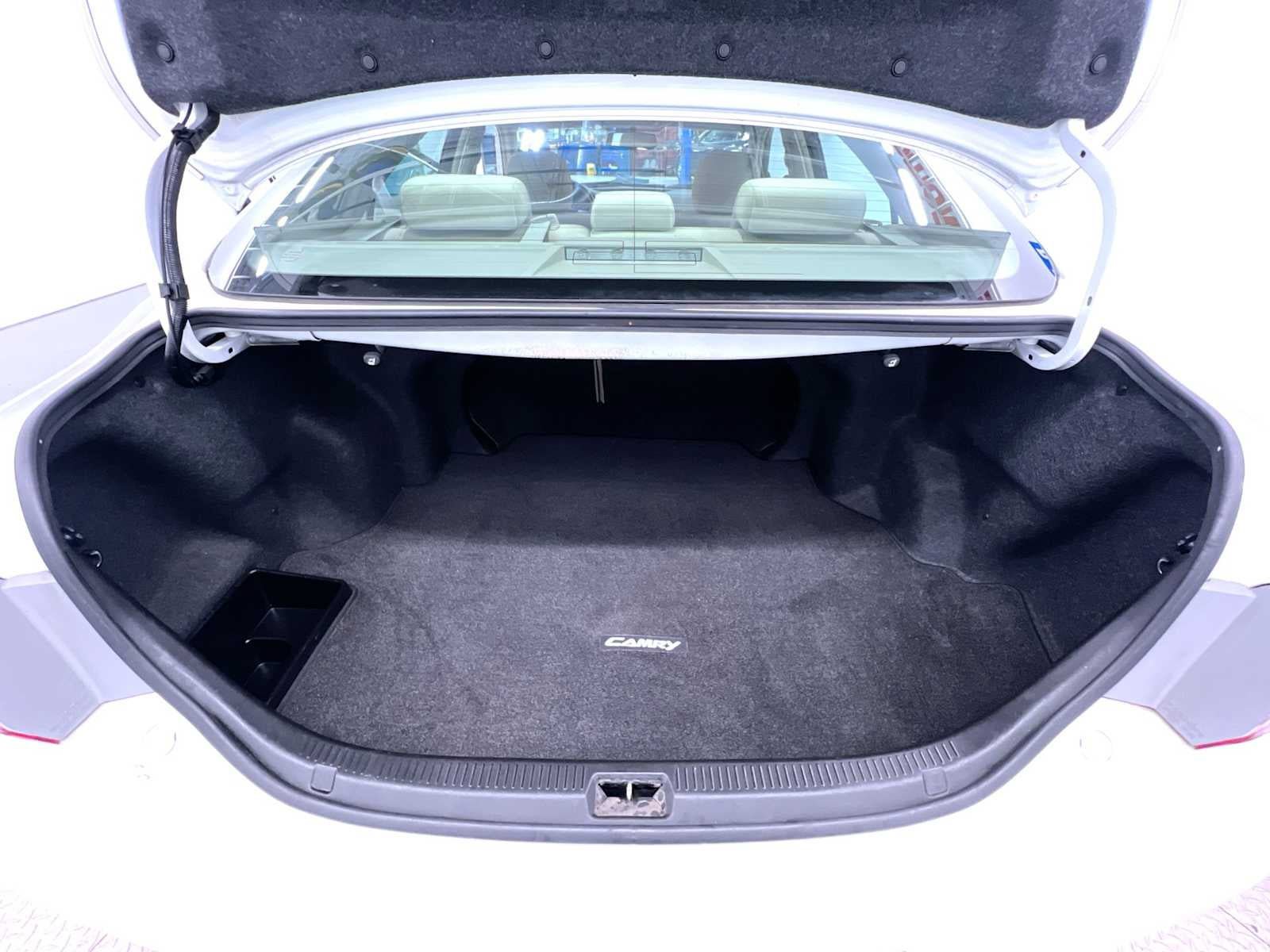Used 2011 Toyota Camry LE w/ LE Extra-Value Pkg FWD image 39