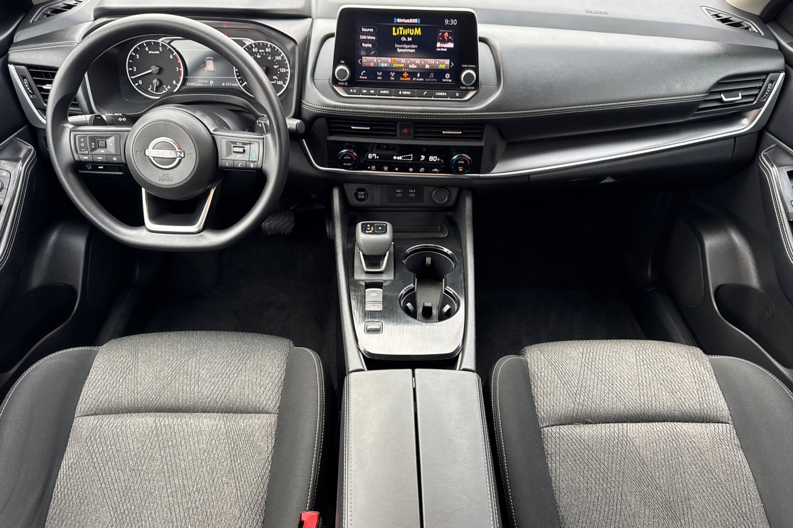 Used 2024 Nissan Rogue SV image 13