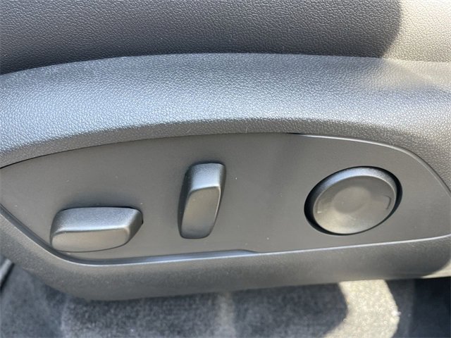 New 2026 Chevrolet Traverse LT w/ Driver Confidence Package image 12