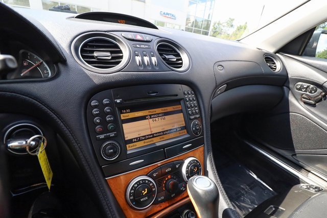 Used 2011 Mercedes-Benz SL 550 image 55