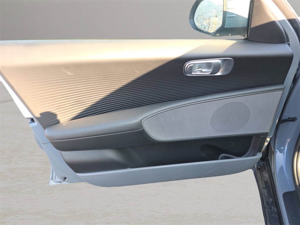 New 2023 Hyundai Ioniq 6 SEL w/ Cargo Package image 17