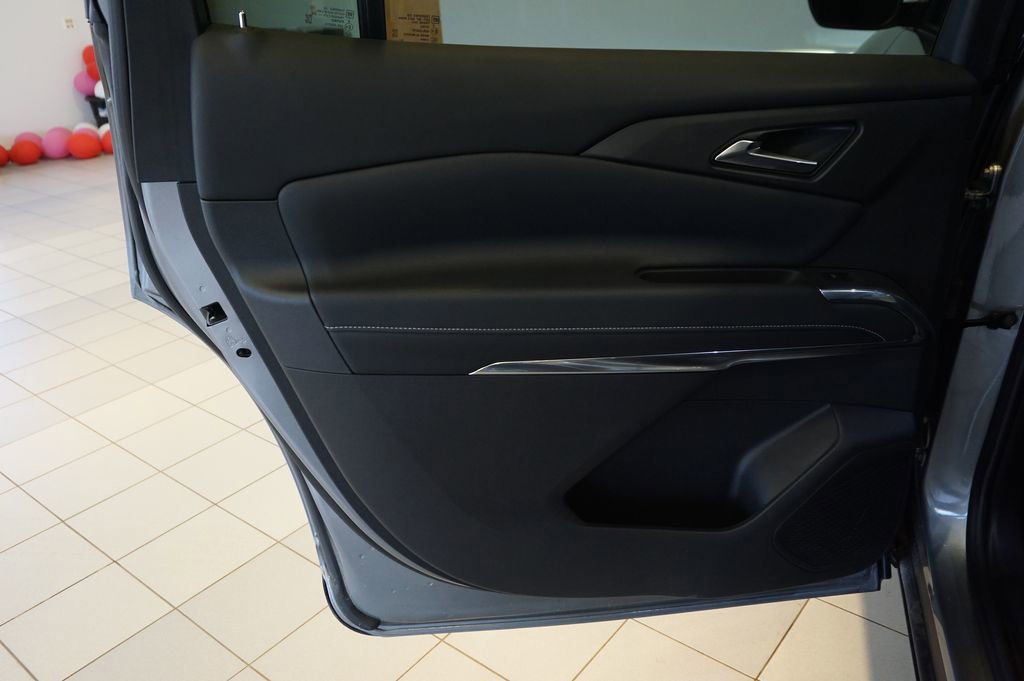 New 2026 Chevrolet Traverse LT image 23