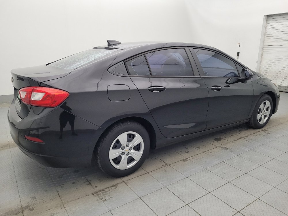 Used 2017 Chevrolet Cruze LS image 10
