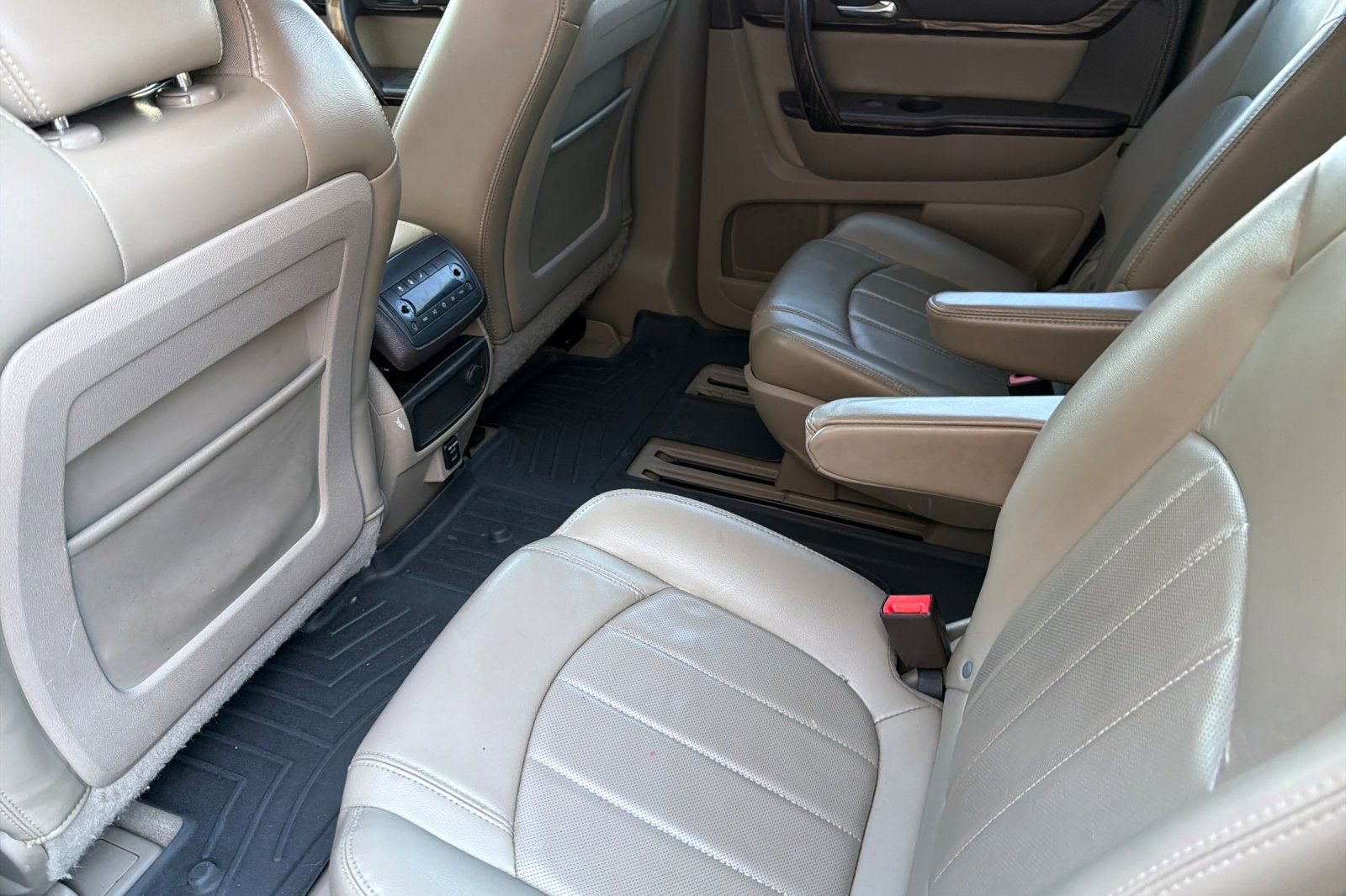 Used 2015 GMC Acadia Denali AWD/4WD image 13