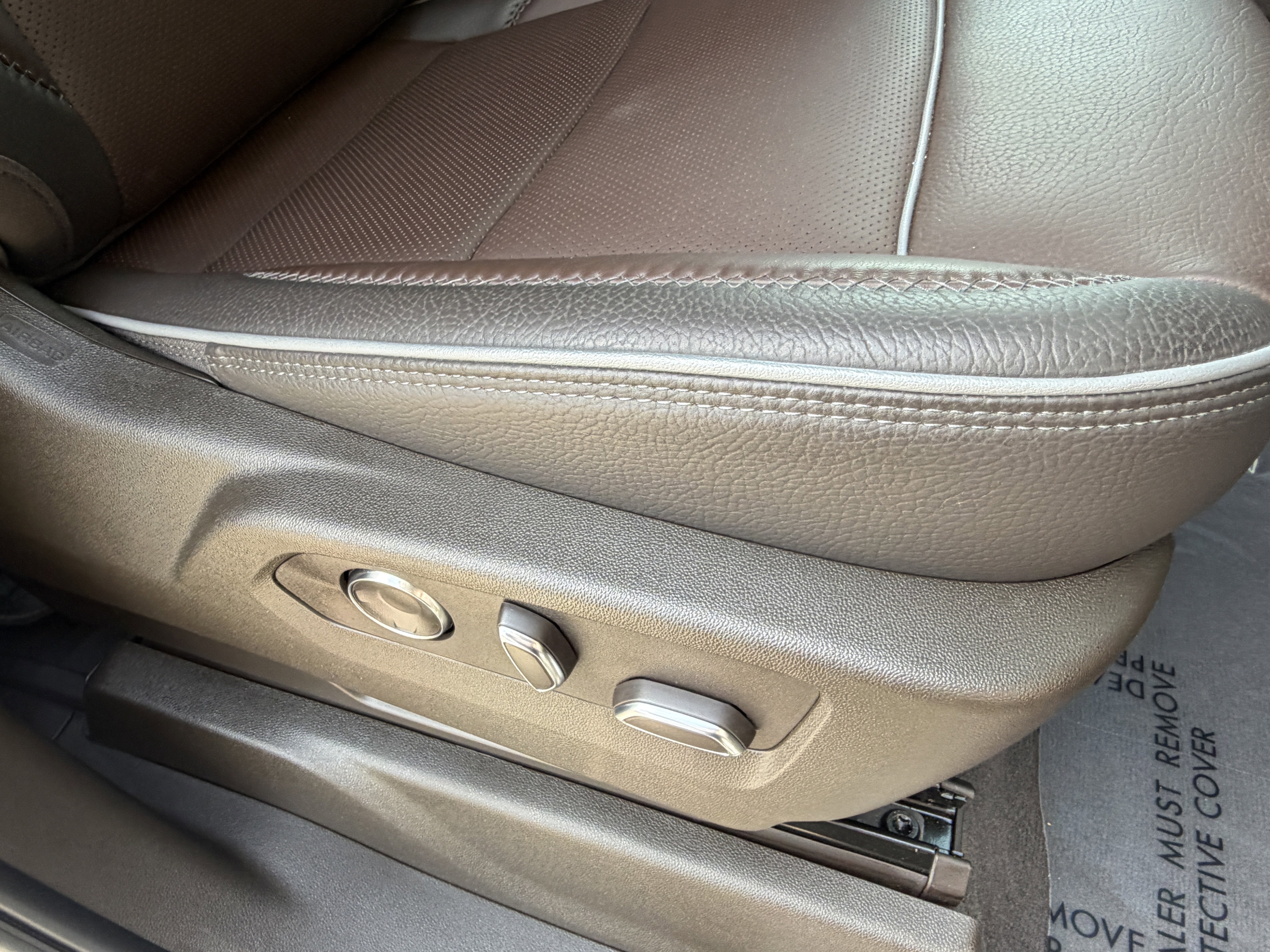 Used 2025 GMC Sierra 3500 Denali w/ Denali Reserve Package AWD/4WD image 26