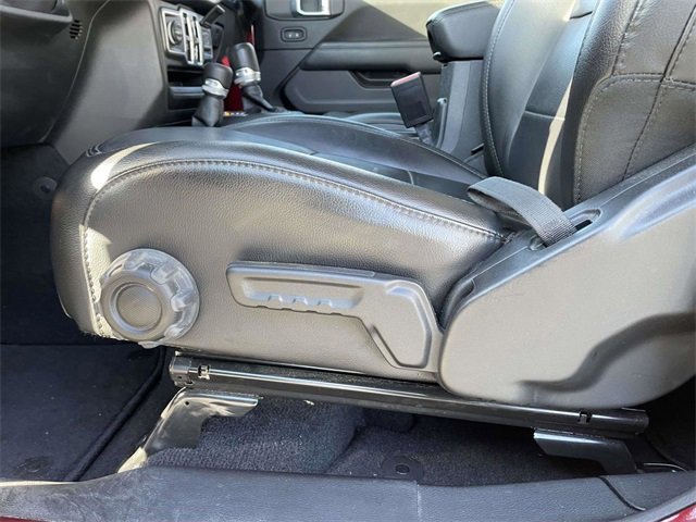 Used 2021 Jeep Wrangler Unlimited Sahara image 21
