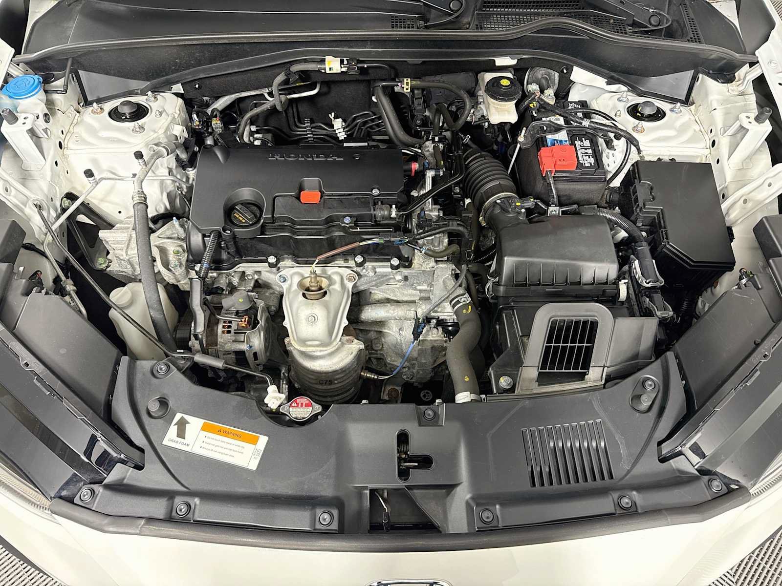Used 2025 Honda HR-V Sport image 27