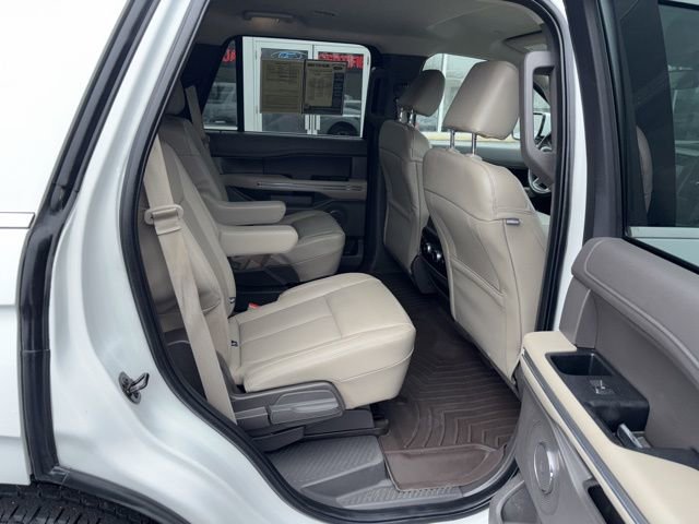 Used 2021 Ford Expedition XLT image 11