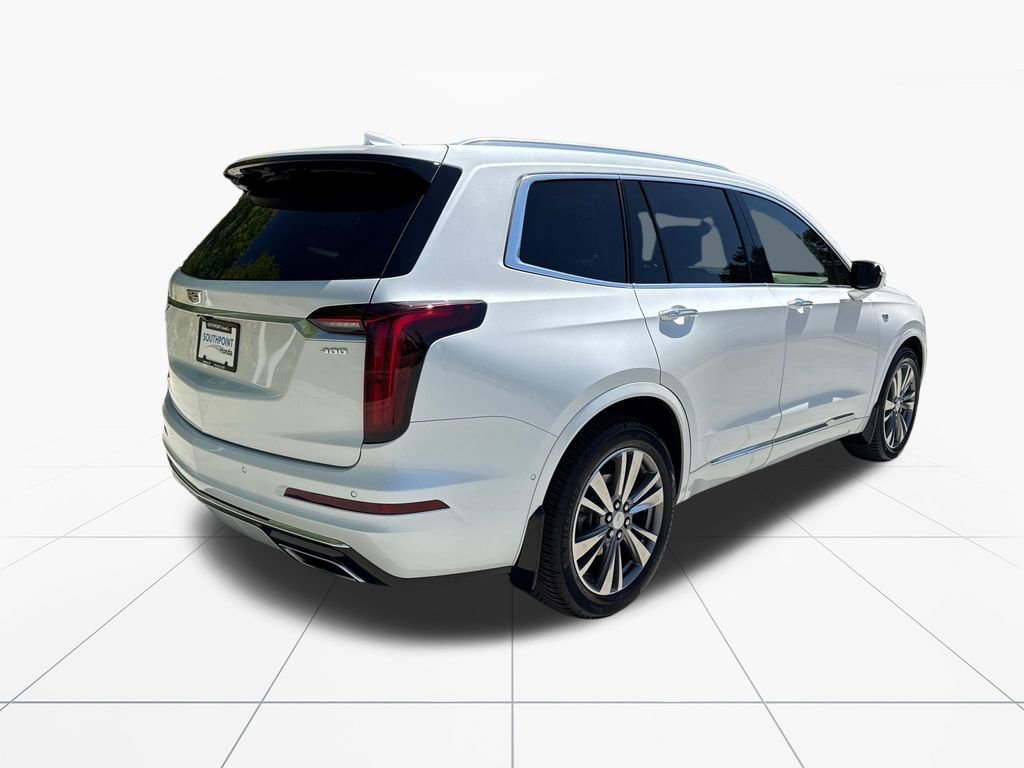 Used 2021 Cadillac XT6 Premium Luxury w/ Platinum Package FWD image 9