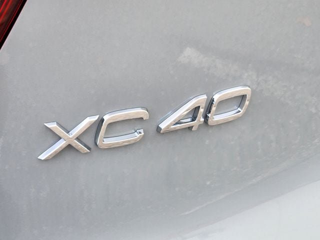New 2026 Volvo XC40 B5 Ultra w/ Climate Package AWD/4WD image 16
