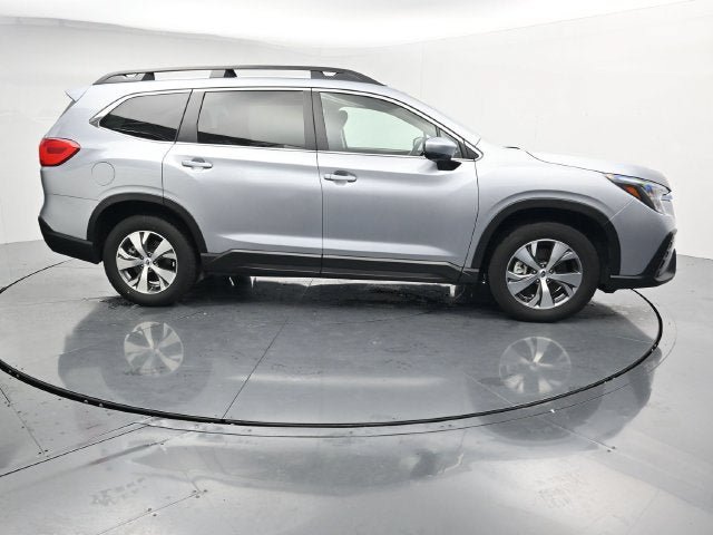 Used 2025 Subaru Ascent Premium AWD/4WD image 12